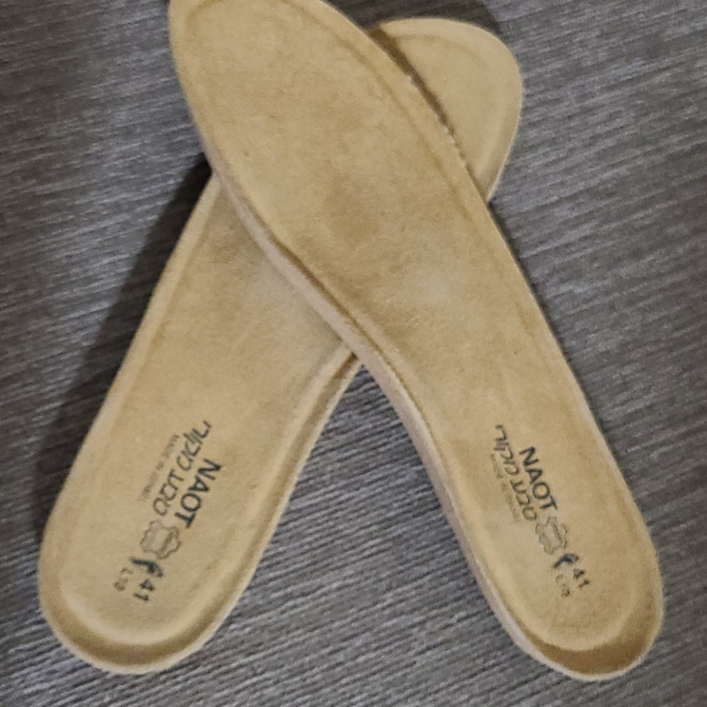 Naot inserts